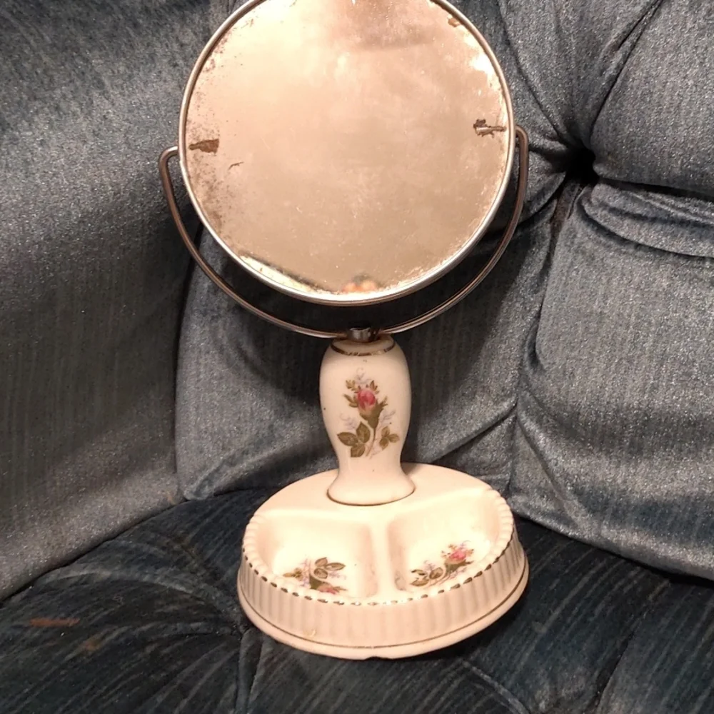 Coquette mini rose vanity mirror vintage roses pink ceramic girly Lana del Rey